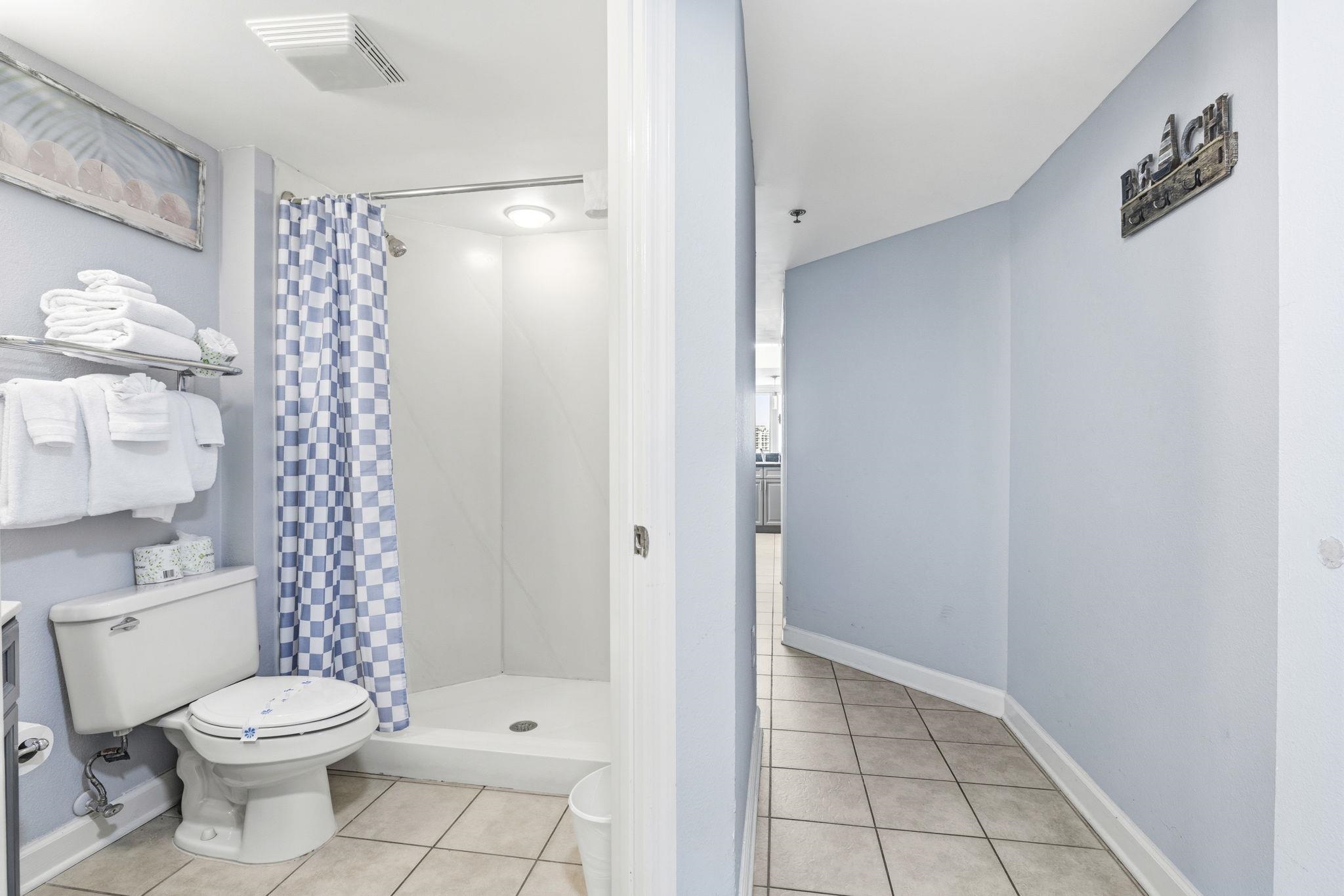 215 77th Ave. N Unit: 402