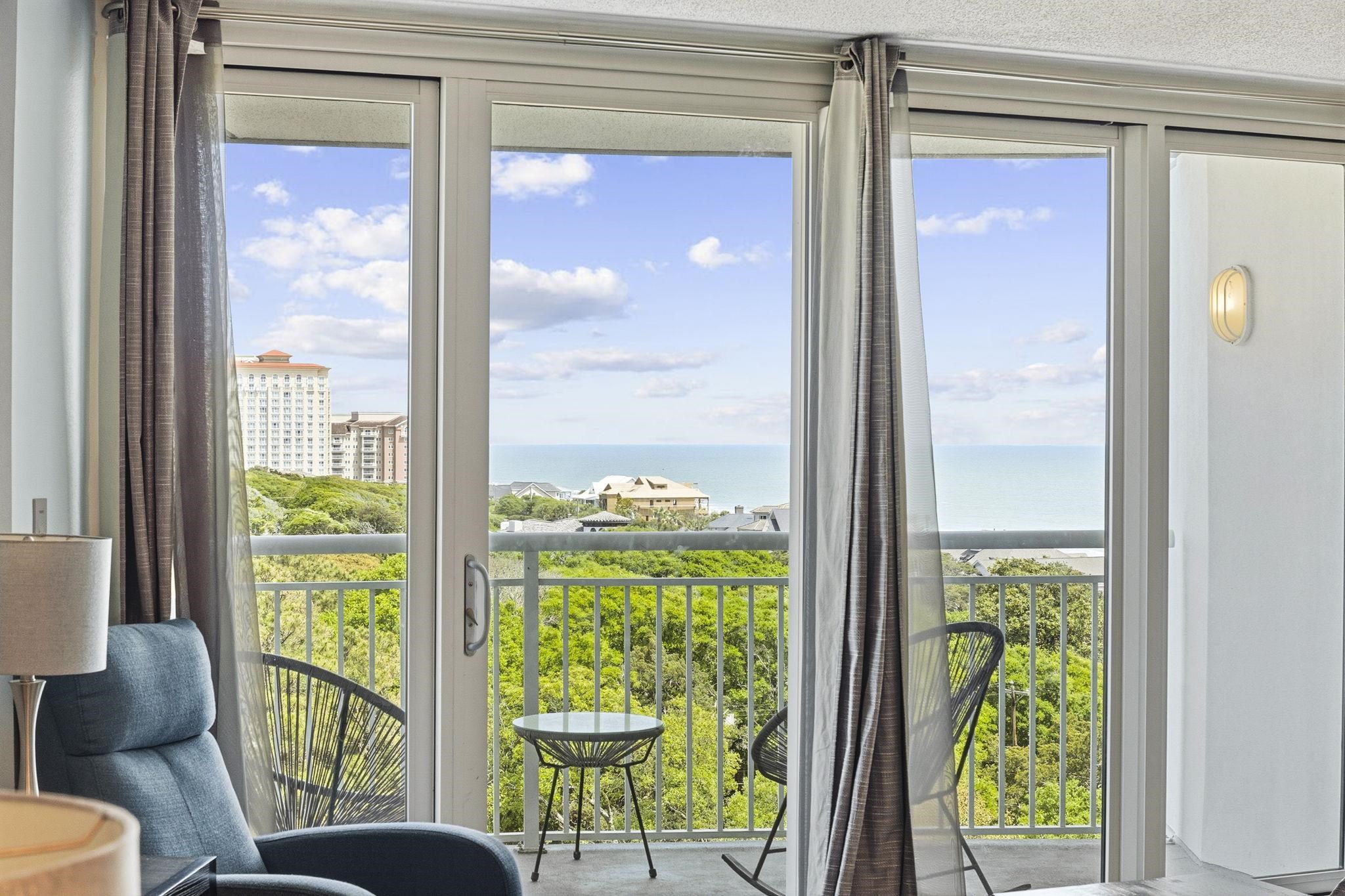 215 77th Ave. N Unit: 402