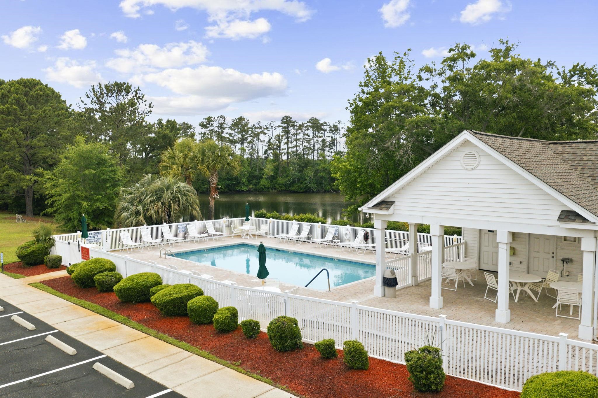 1527 Hallborough Dr.