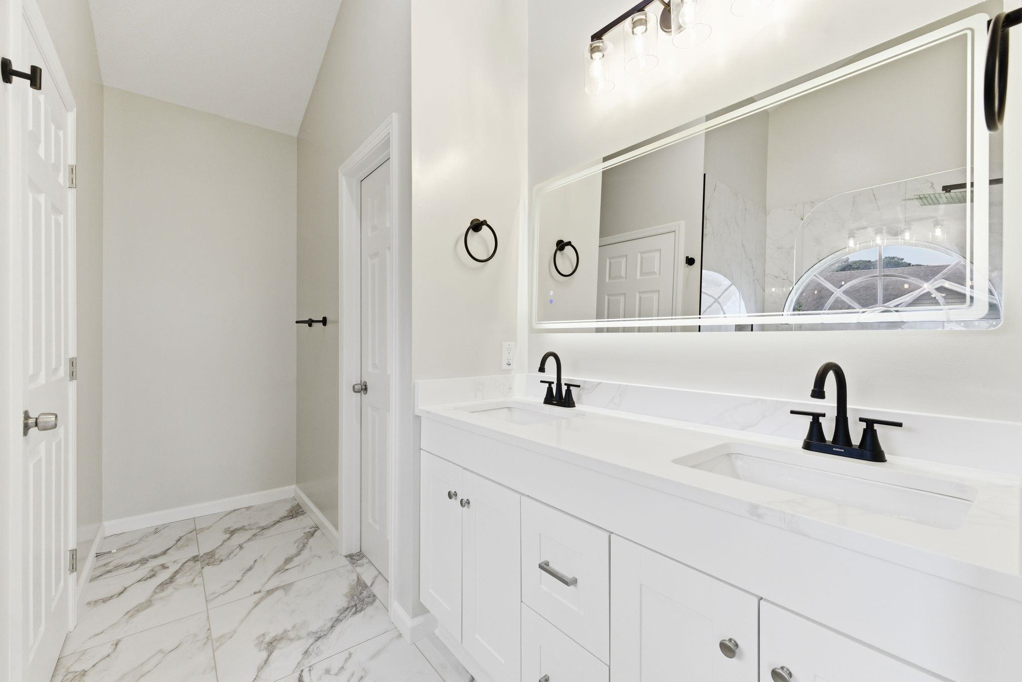 1527 Hallborough Dr.