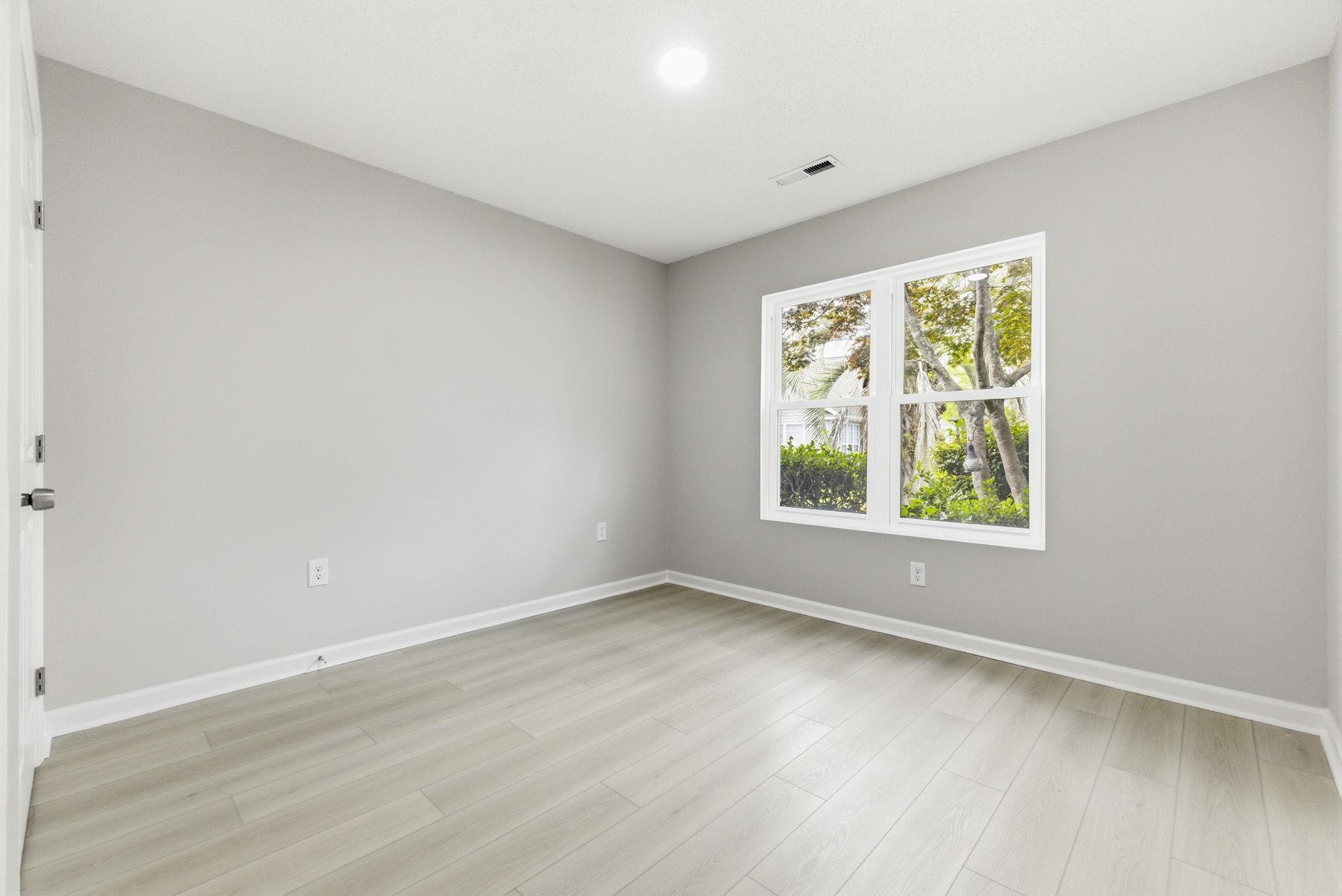 1527 Hallborough Dr.