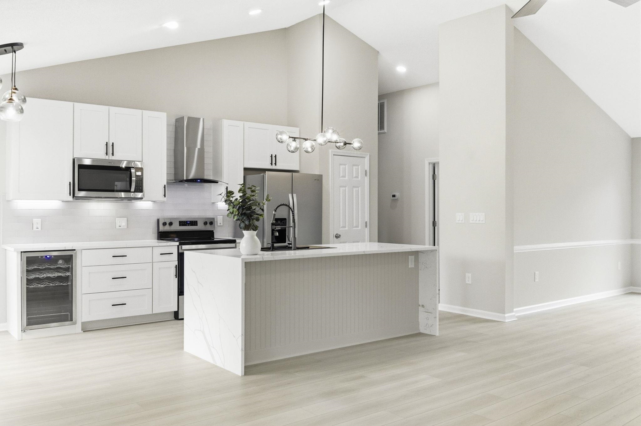 1527 Hallborough Dr.
