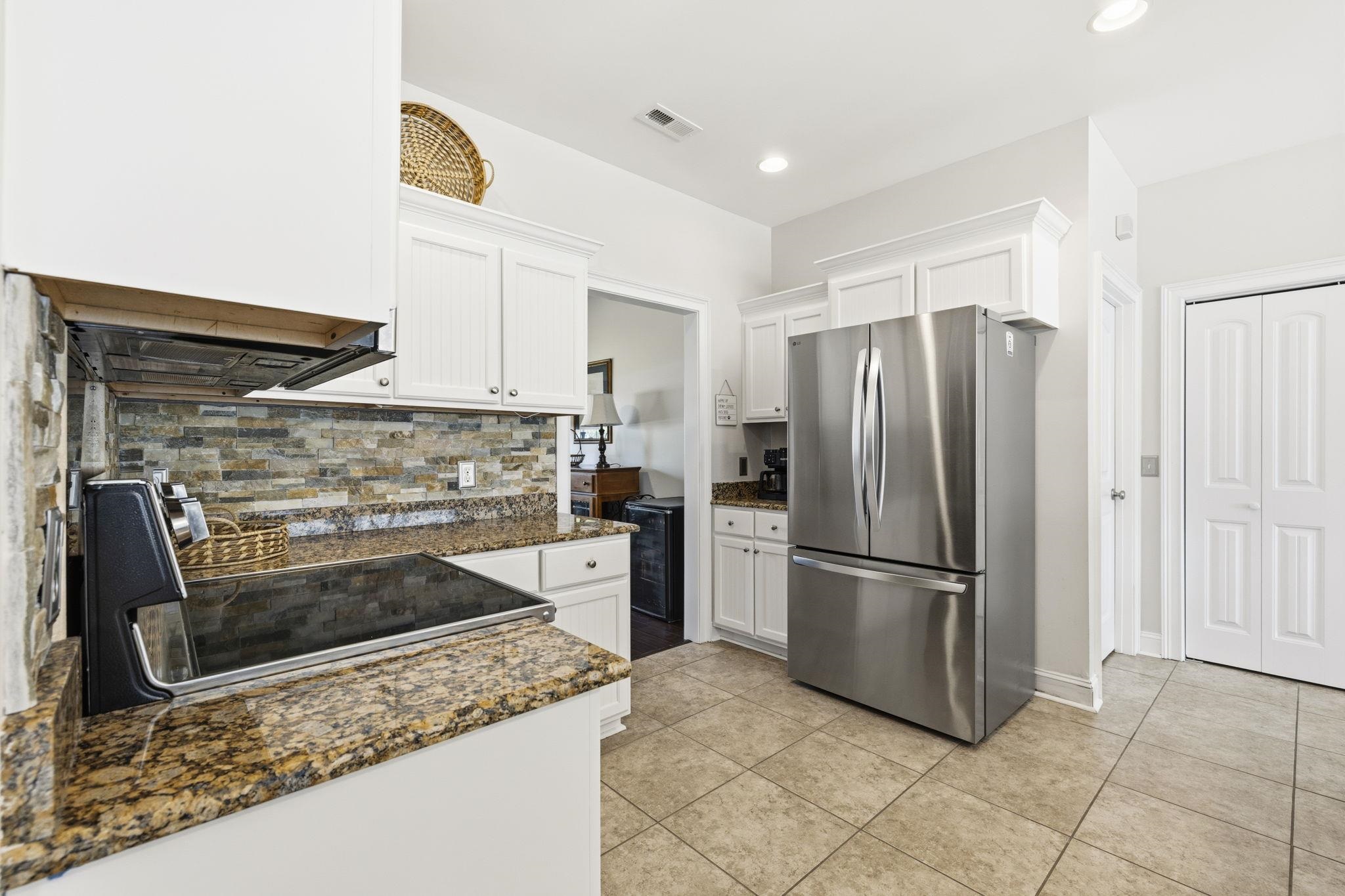 316 Hillsborough Dr.