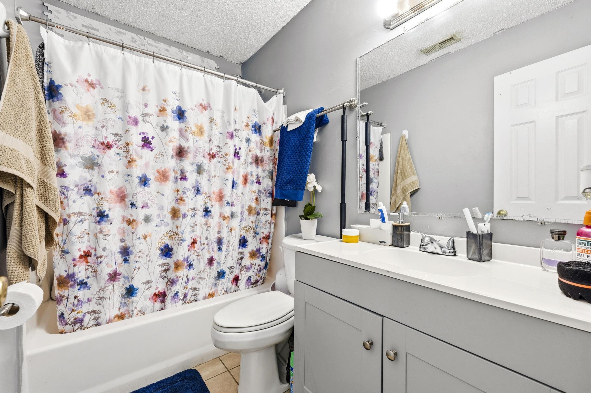 417 Chesterfield Ct.