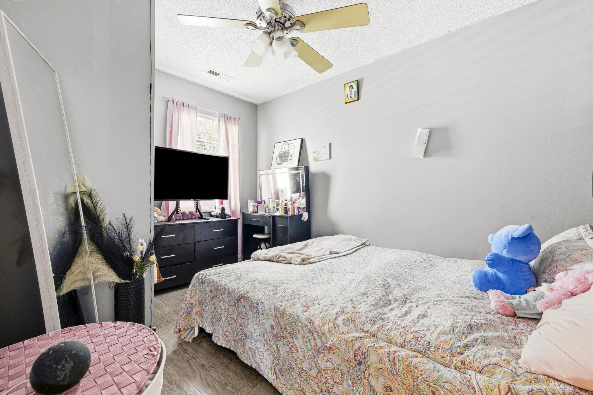 417 Chesterfield Ct.