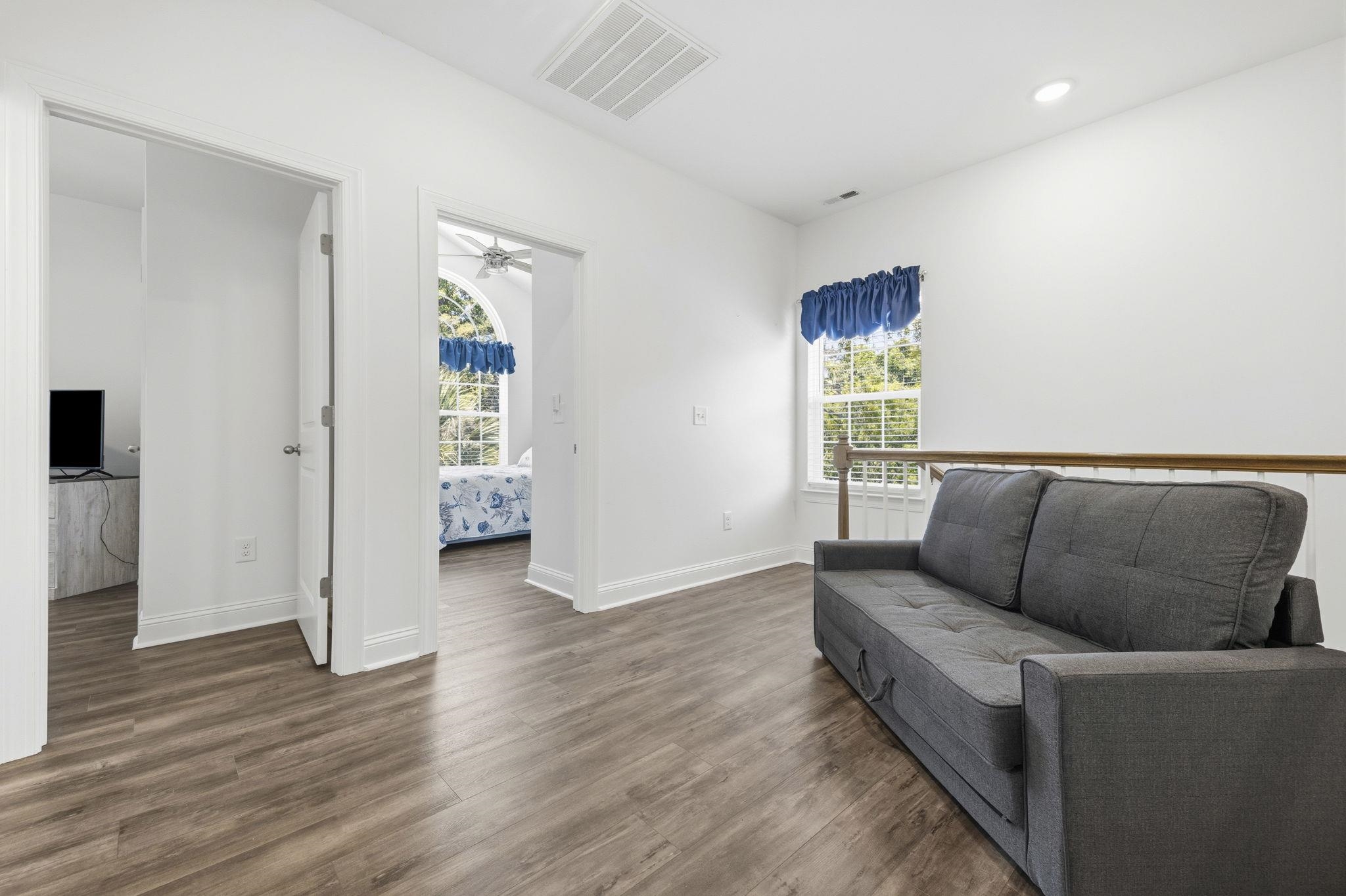 412 N Oak St.