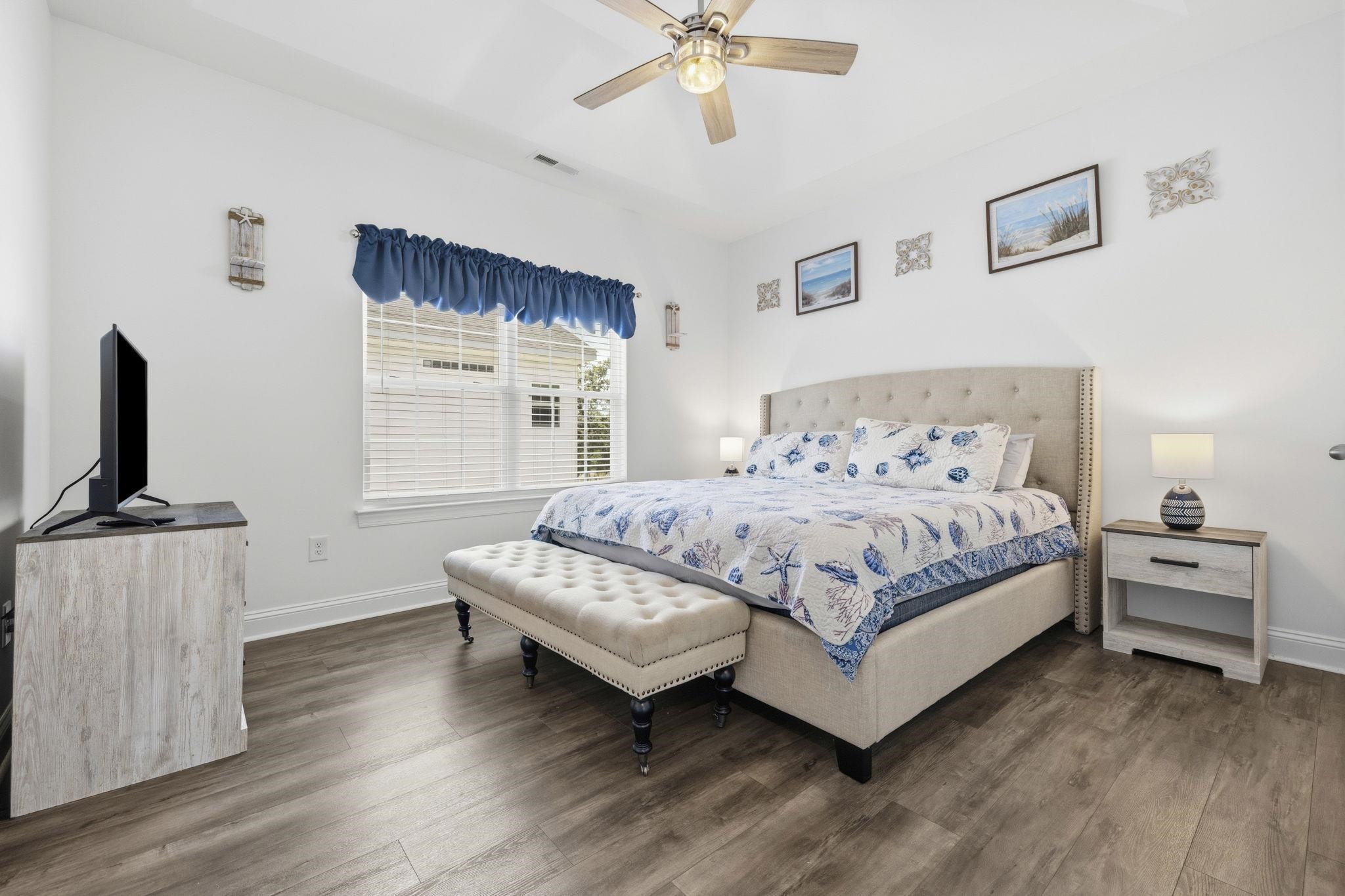 412 N Oak St.