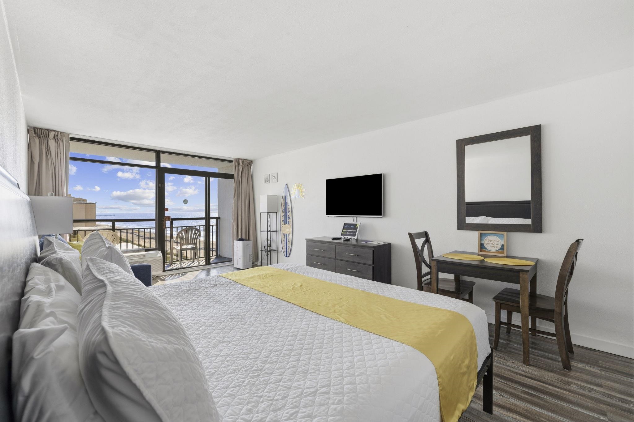 1501 S Ocean Blvd. Unit: 925