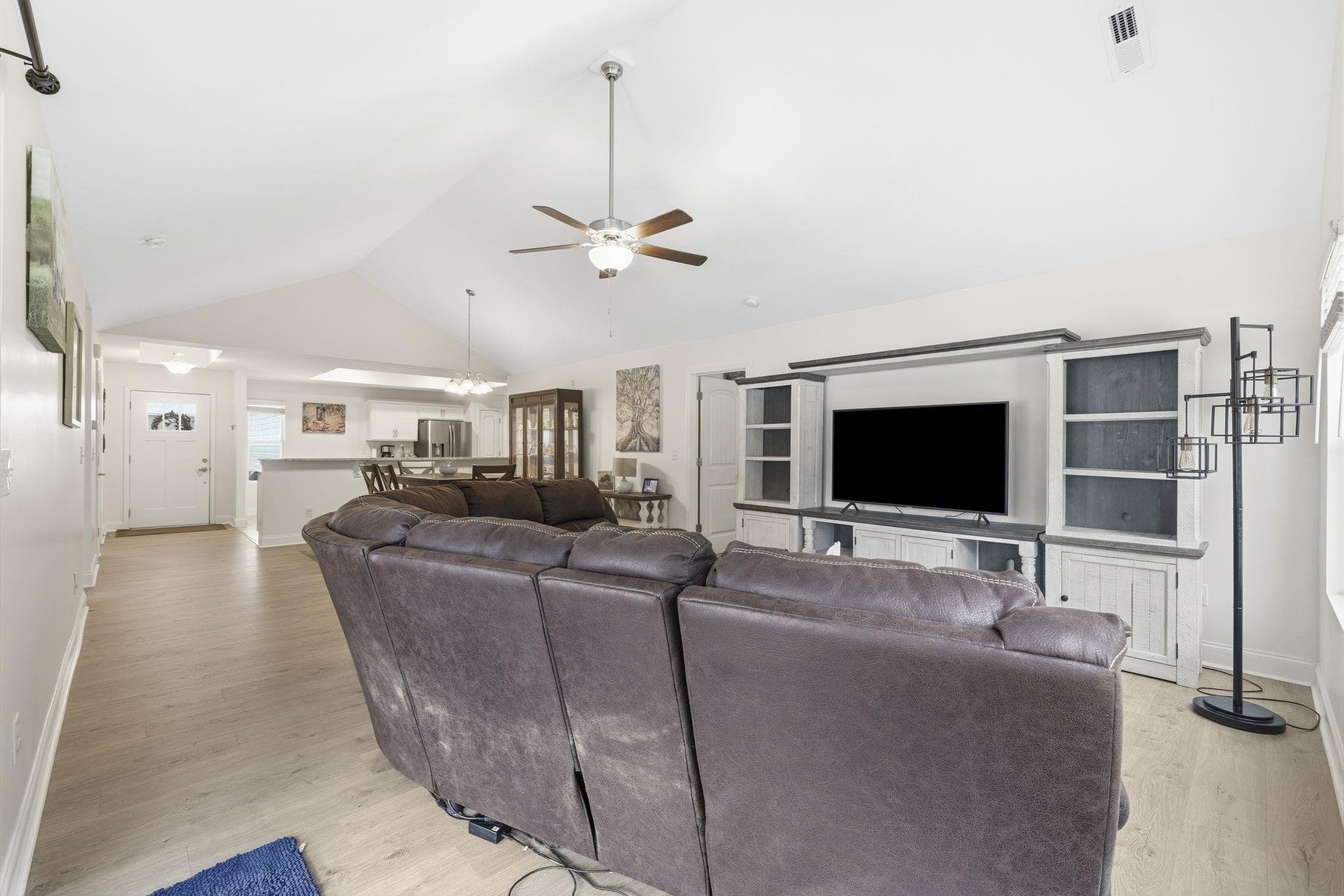 912 Cygnet Dr.