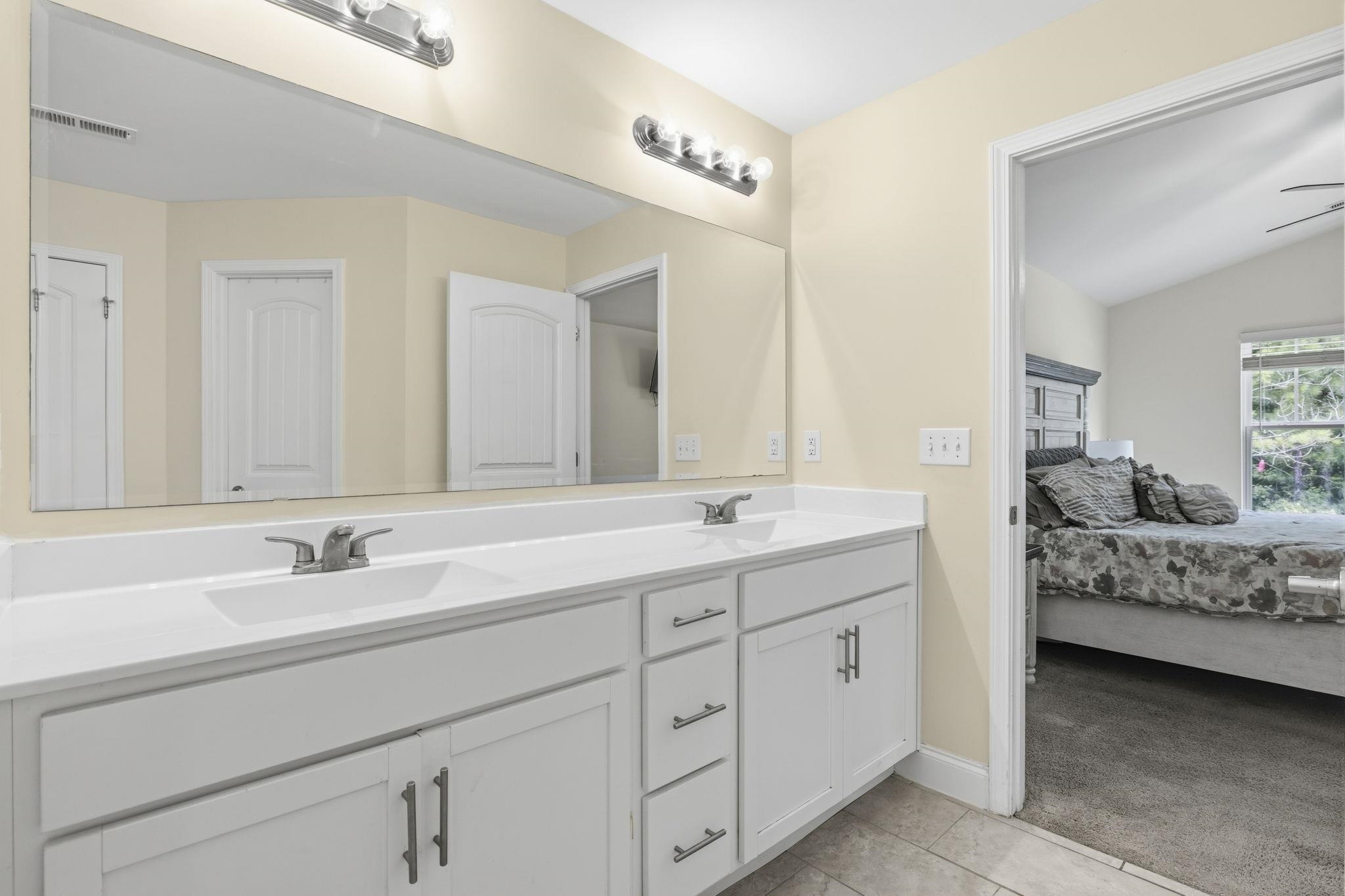 912 Cygnet Dr.