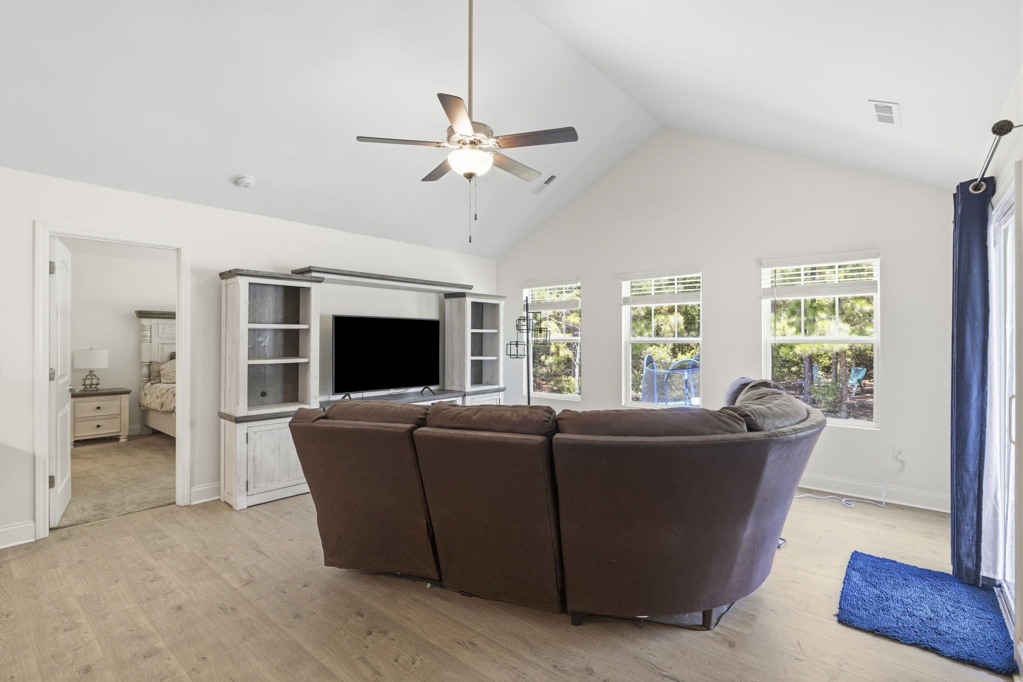 912 Cygnet Dr.