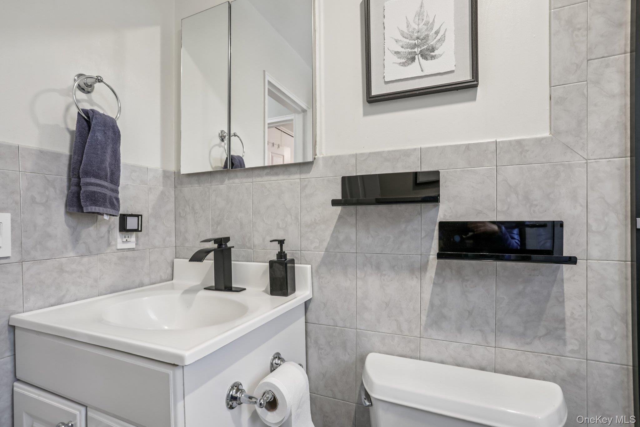 9 Oxford Court Unit: 7908