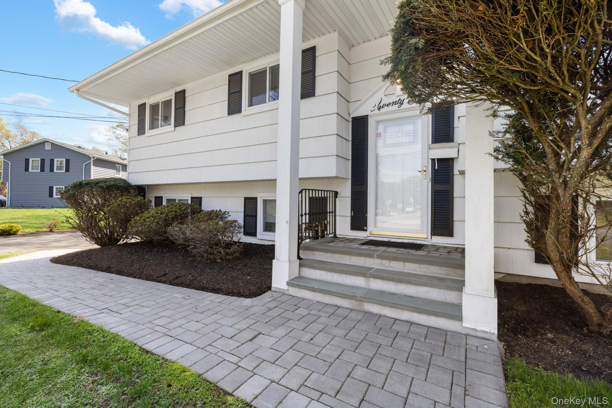 26 Spruce Lane