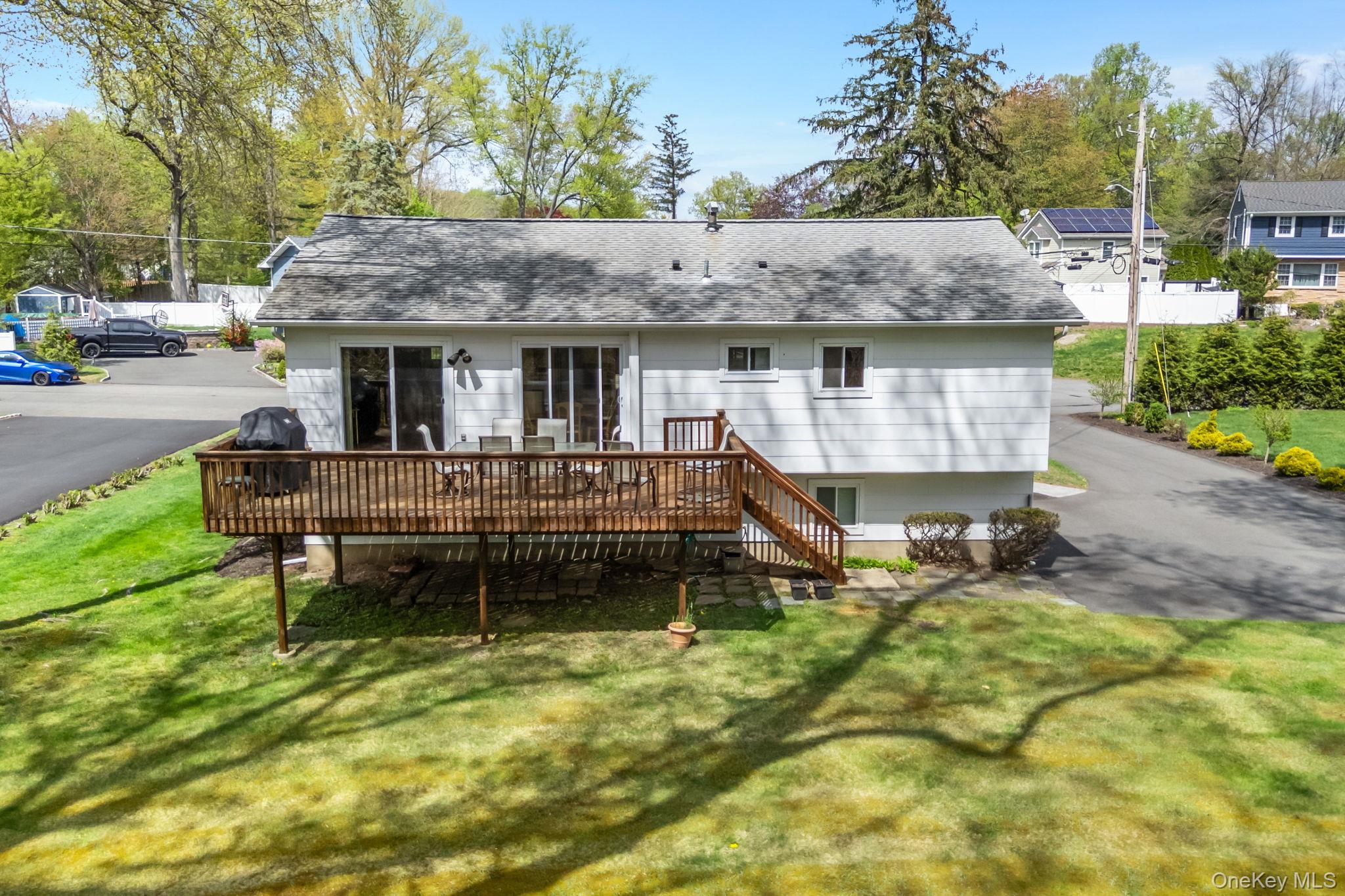 26 Spruce Lane