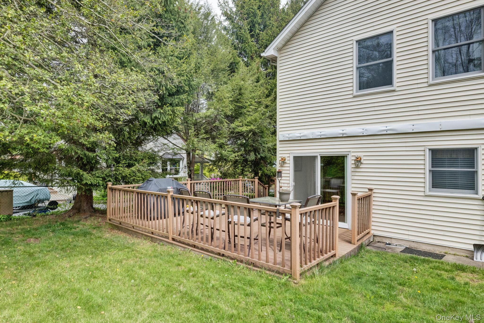 39 Lindbergh Lane