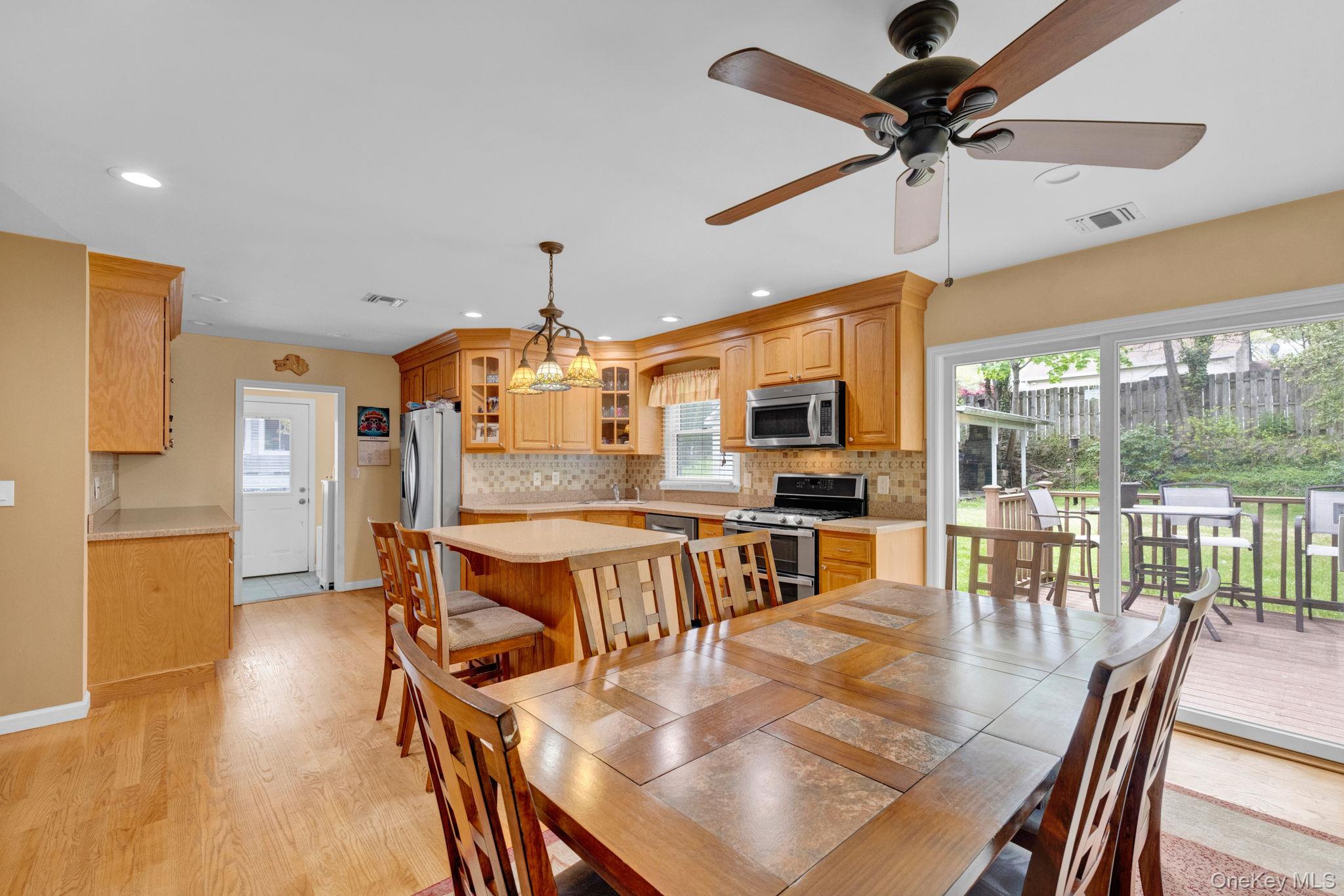 39 Lindbergh Lane