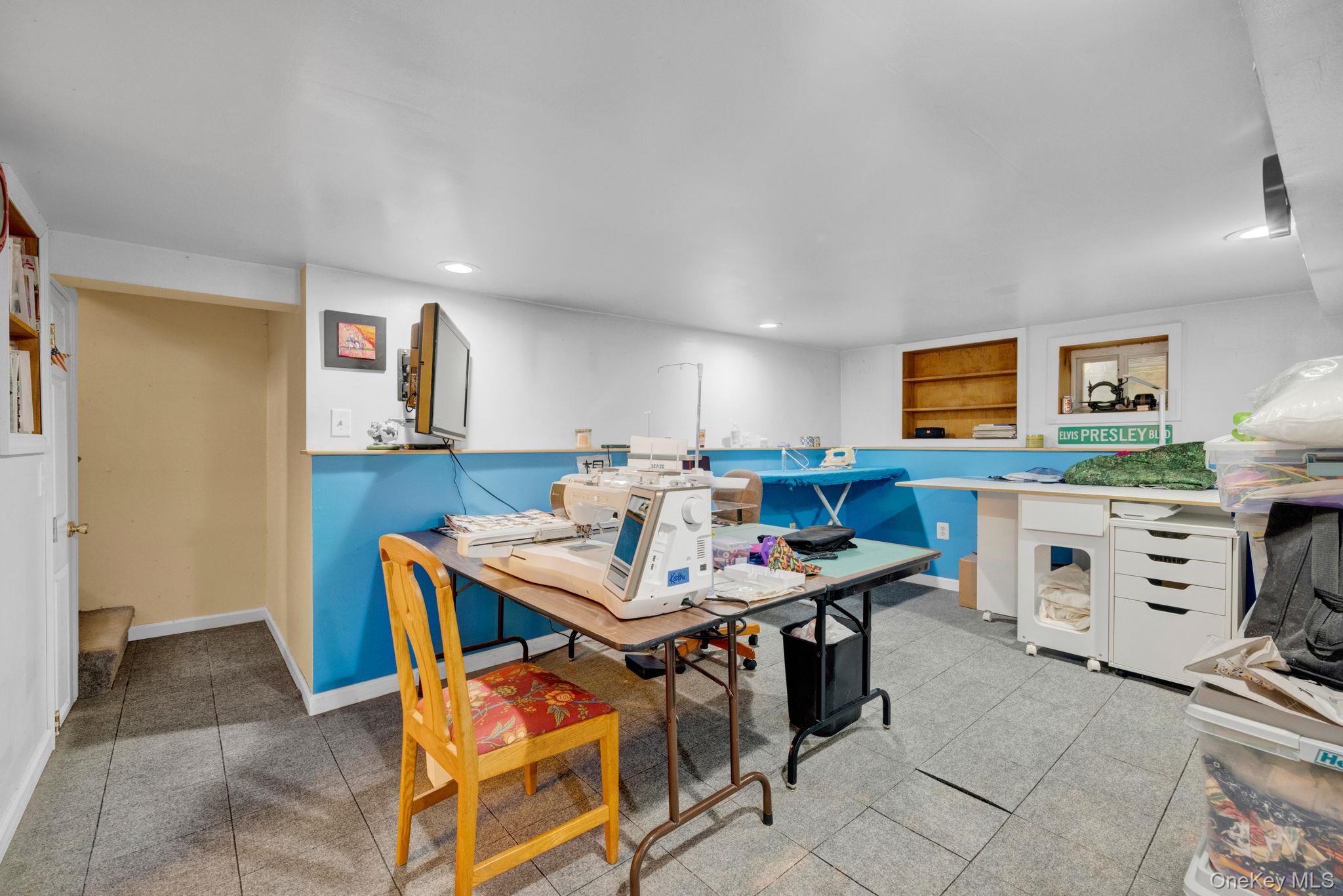 39 Lindbergh Lane