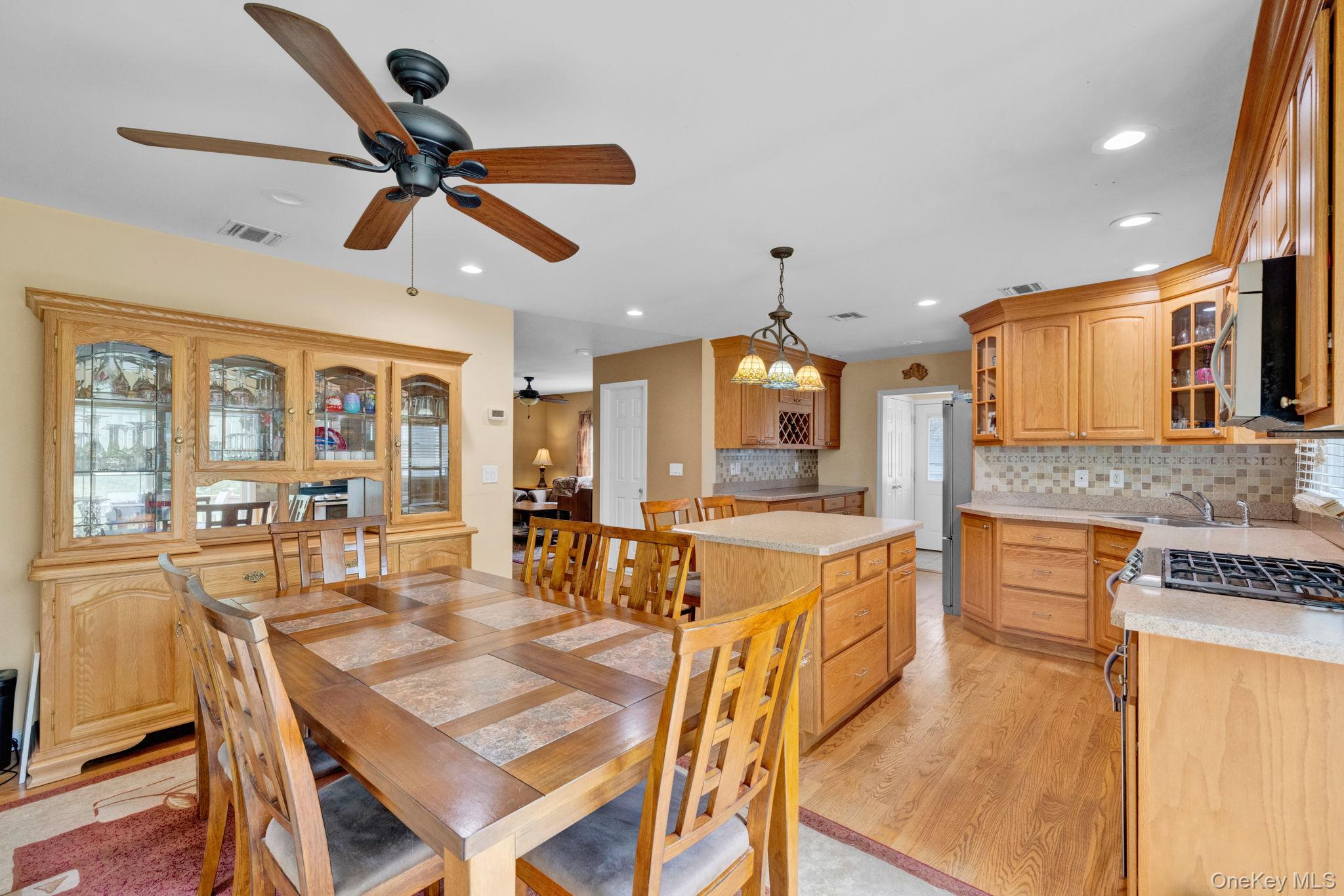 39 Lindbergh Lane