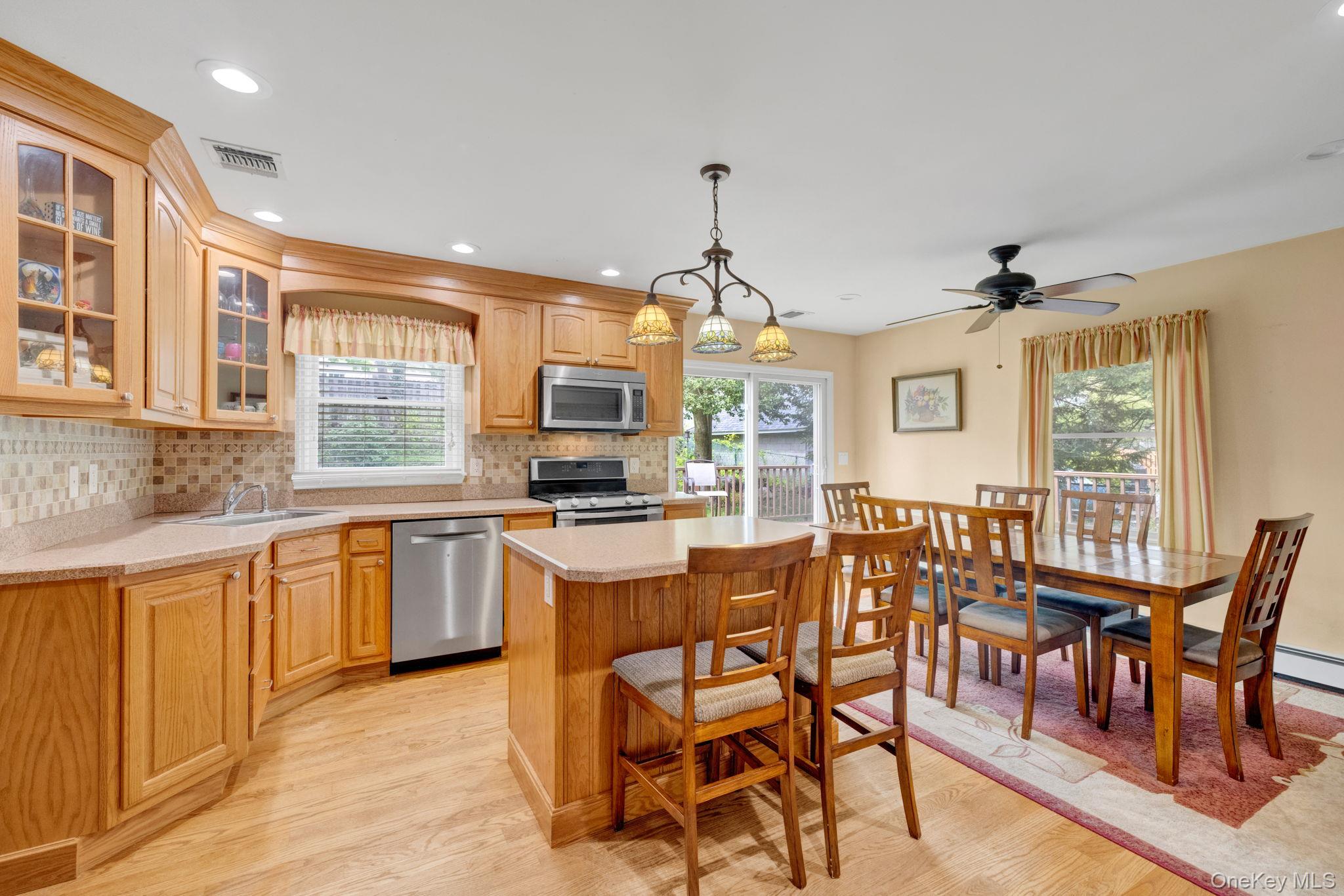 39 Lindbergh Lane