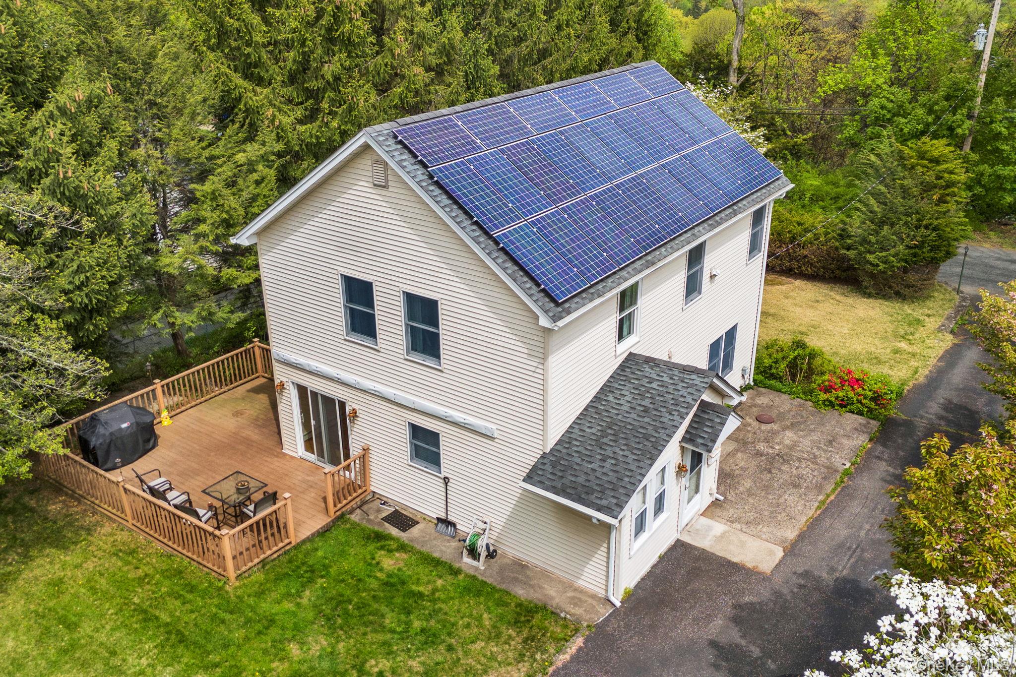 39 Lindbergh Lane