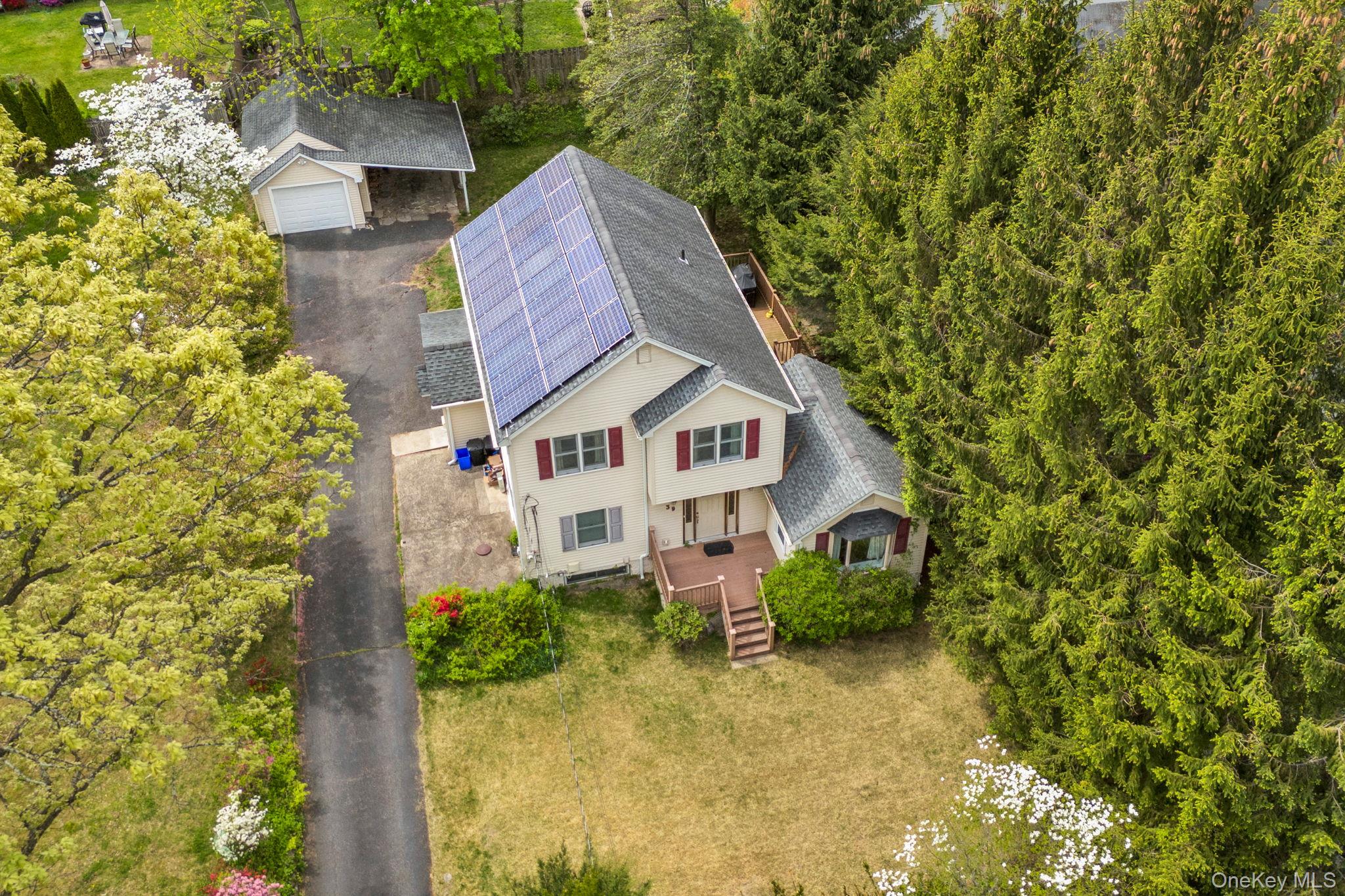 39 Lindbergh Lane