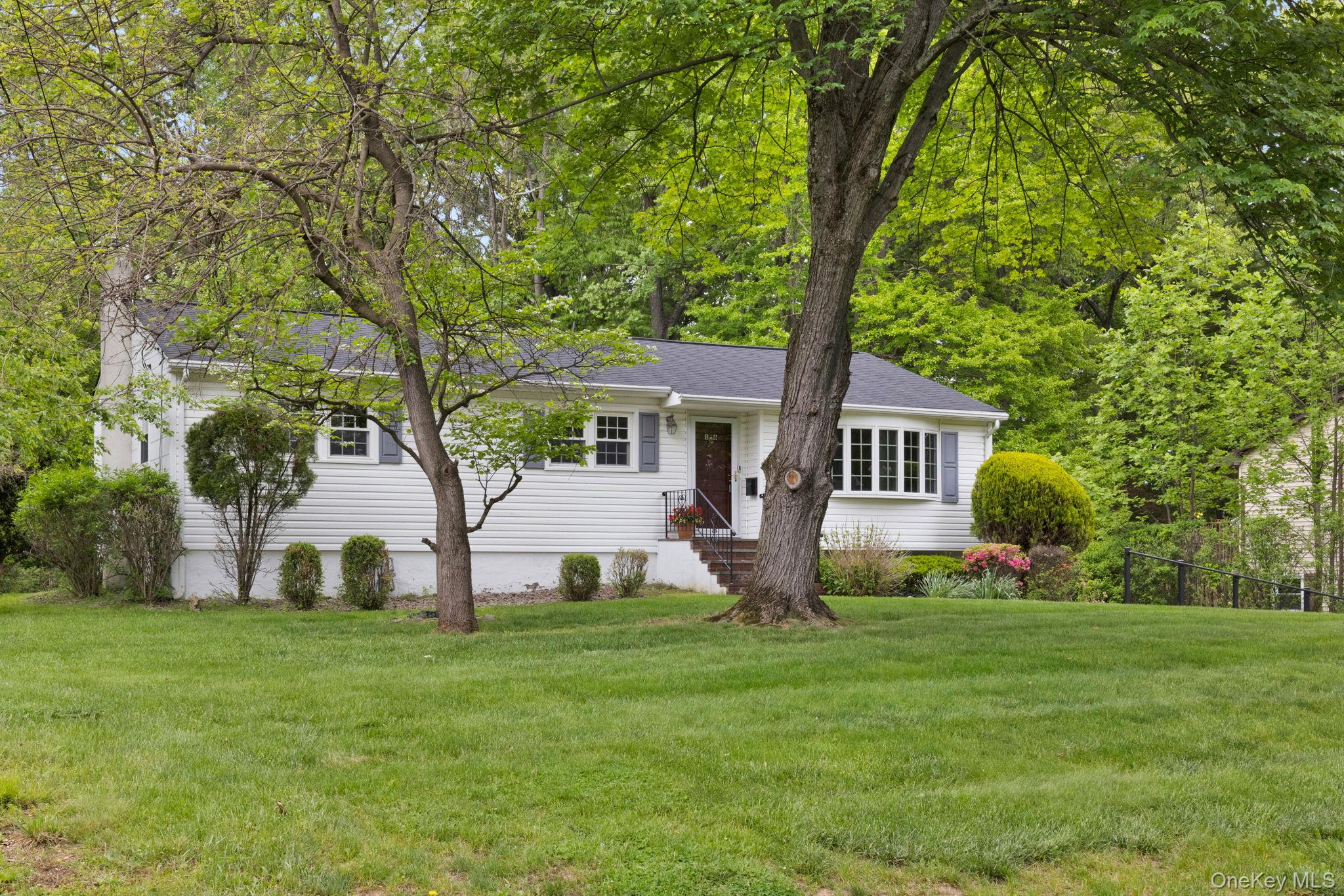 16 Oak Road