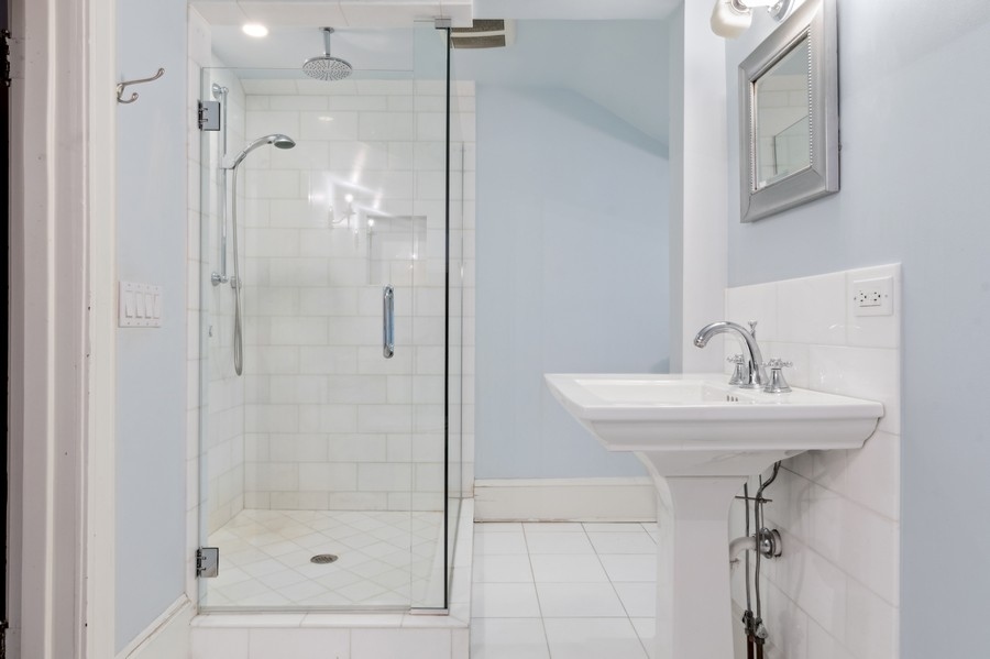 206 CUMBERLAND Avenue