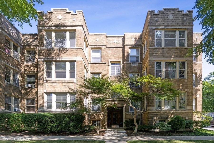 723 SIMPSON Street Unit: 2