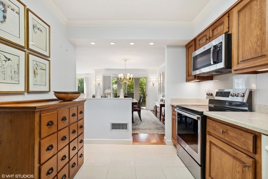 640 Winnetka Mews Unit: 107