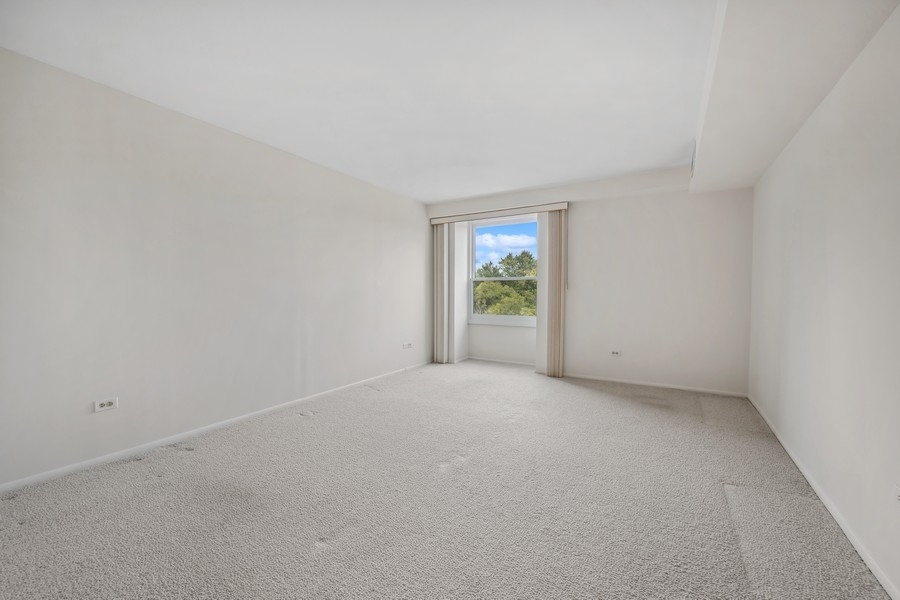 650 Winnetka Mews Unit: 411