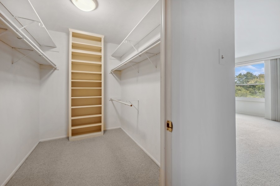 650 Winnetka Mews Unit: 411