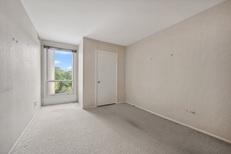 650 Winnetka Mews Unit: 411