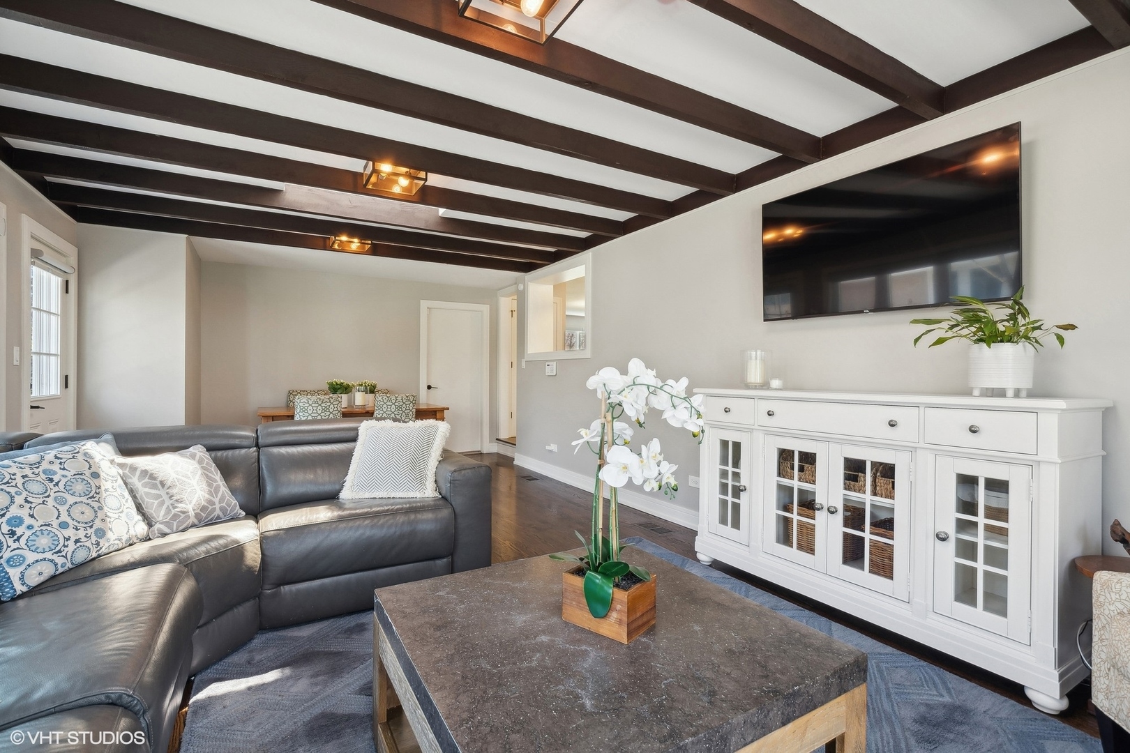 269 Riverside Drive