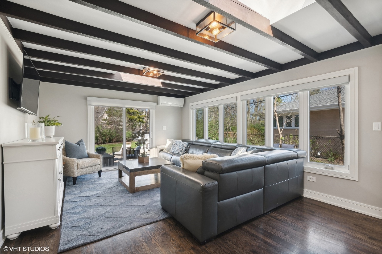 269 Riverside Drive