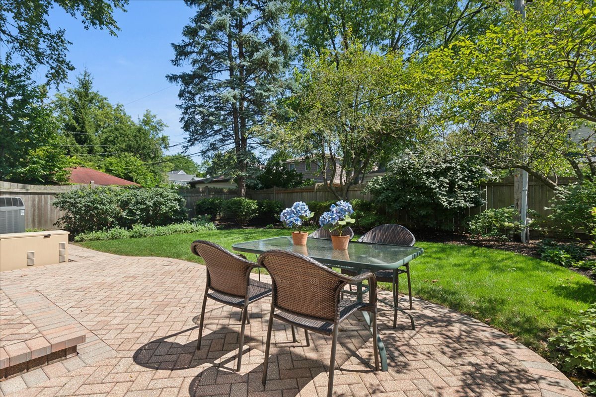 218 Central Park Avenue