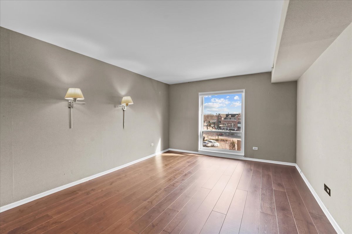134 Green Bay Road Unit: 309