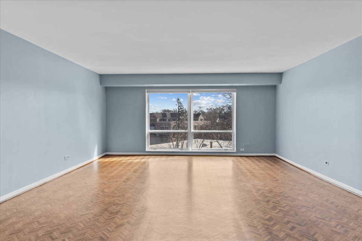 134 Green Bay Road Unit: 309