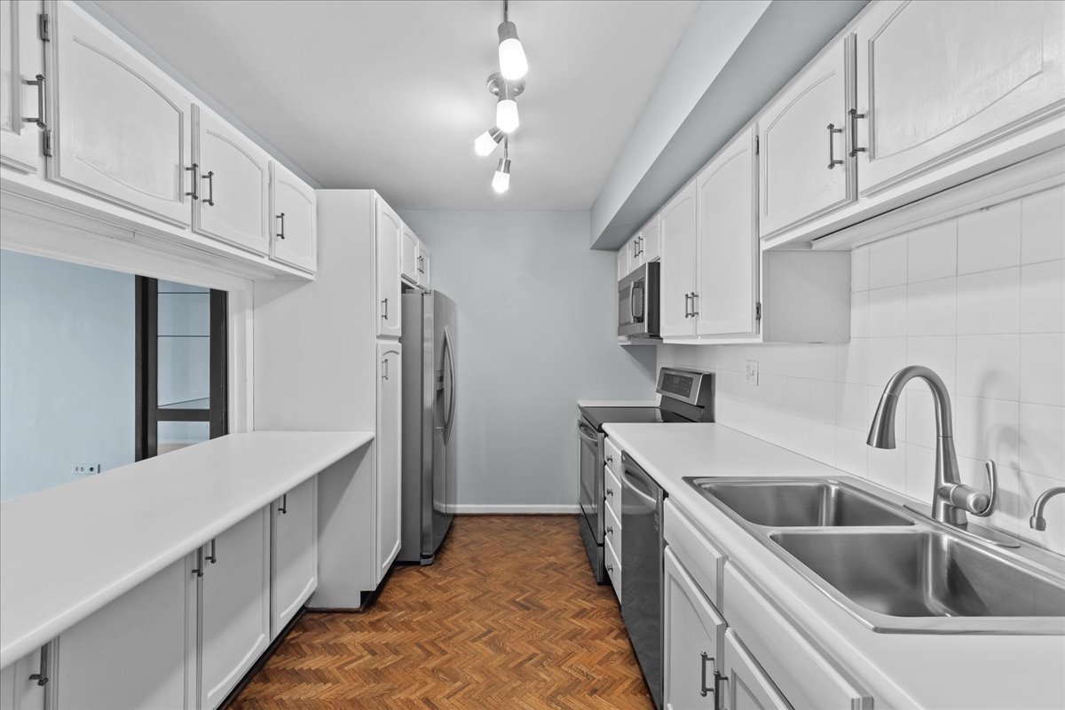 134 Green Bay Road Unit: 309