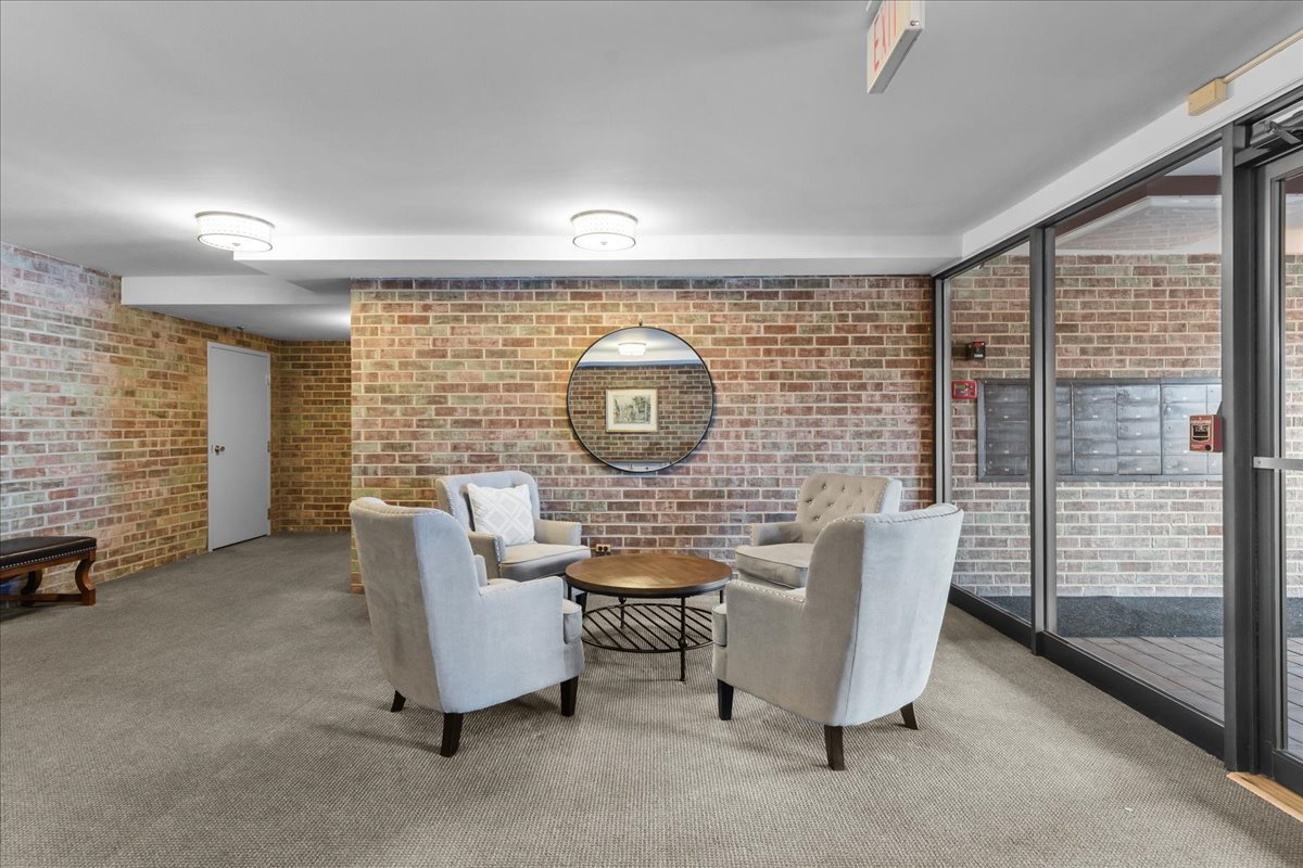 134 Green Bay Road Unit: 309