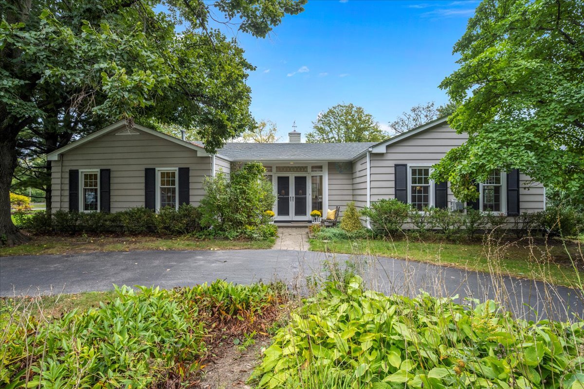 222 Lockerbie Lane
