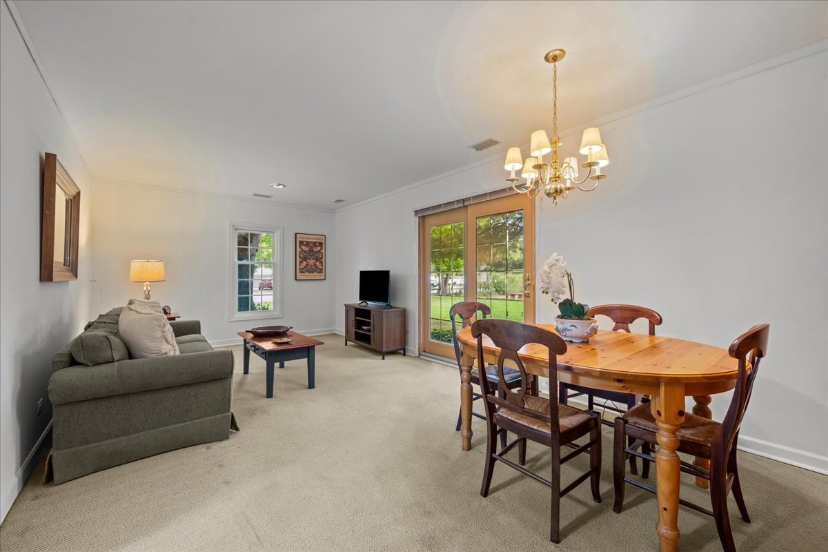 222 Lockerbie Lane