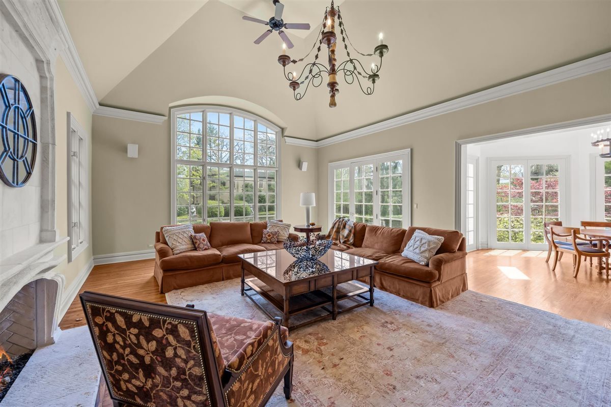 397 Palos Road