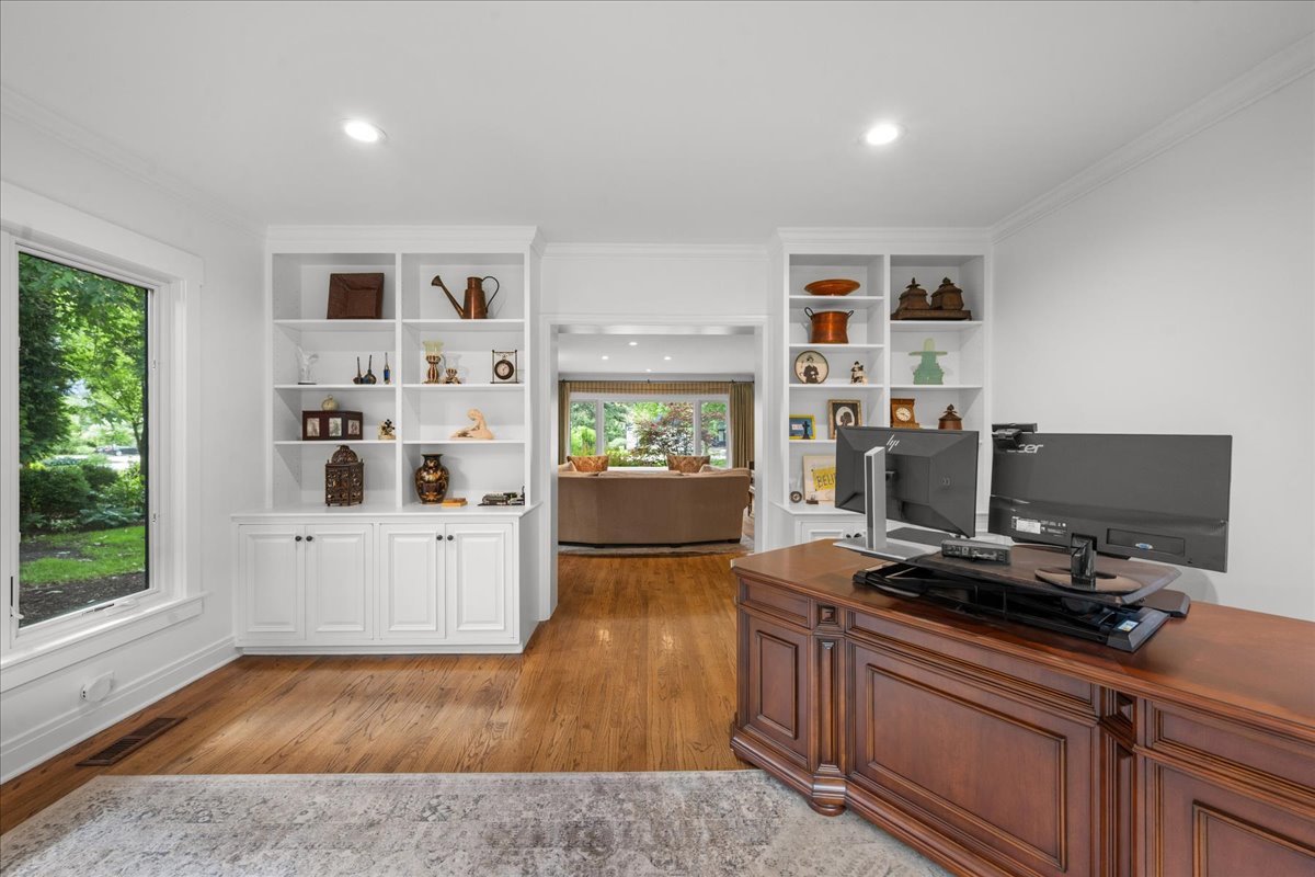 1347 Sunview Lane
