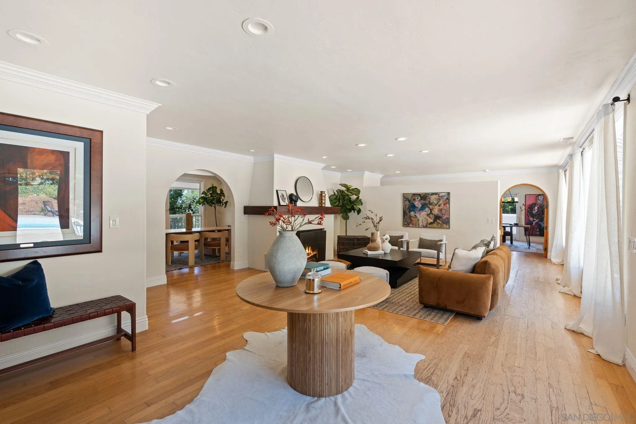 6347 Las Colinas