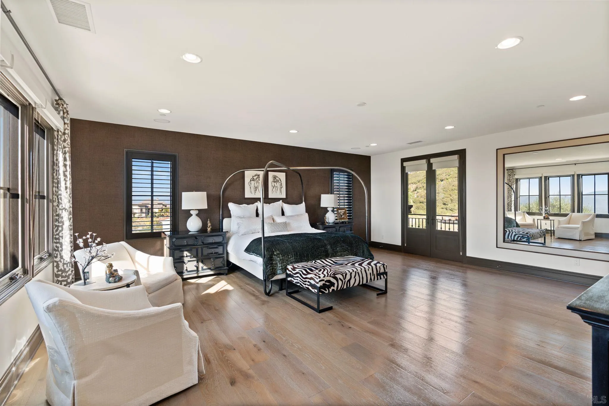 18264 Avenida Manantial