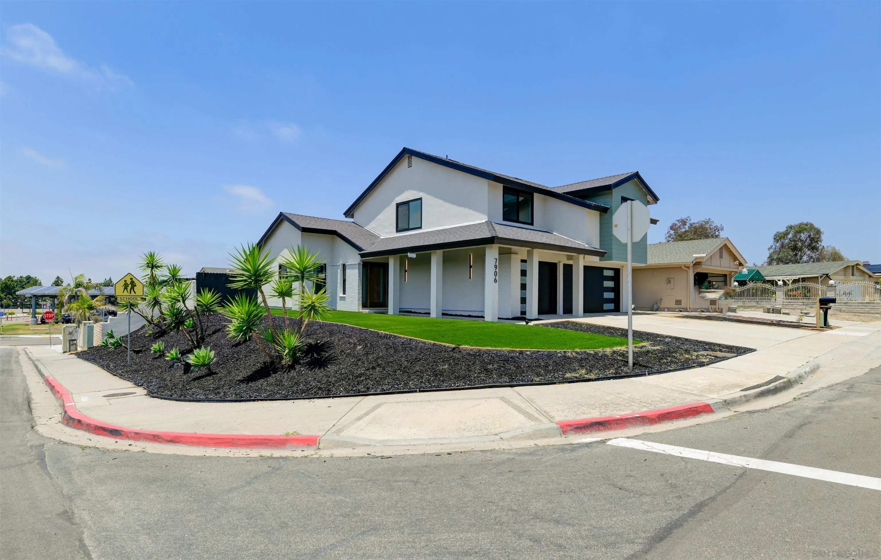 7906 Hemphill Dr