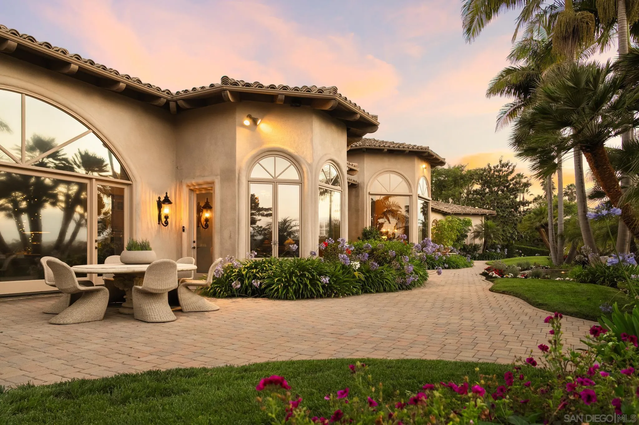 5962 Rancho Diegueno Rd.