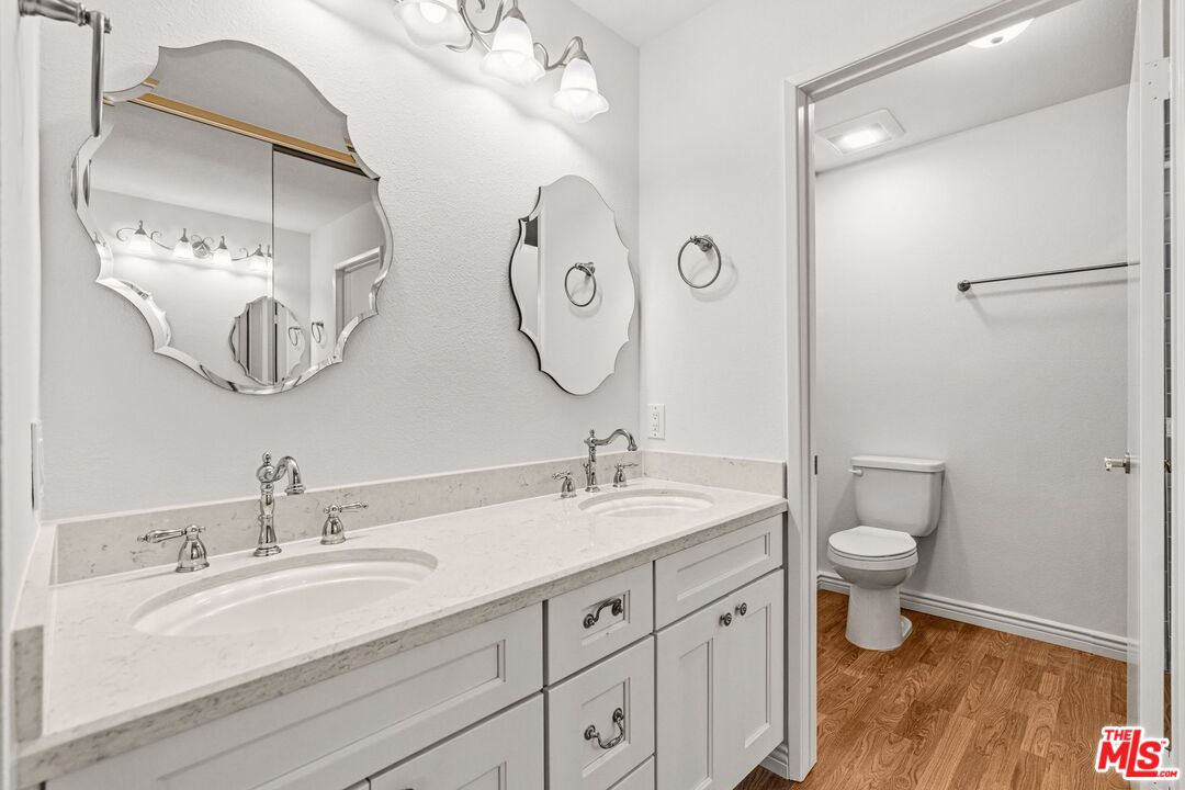 23 Cresthaven Unit: 51