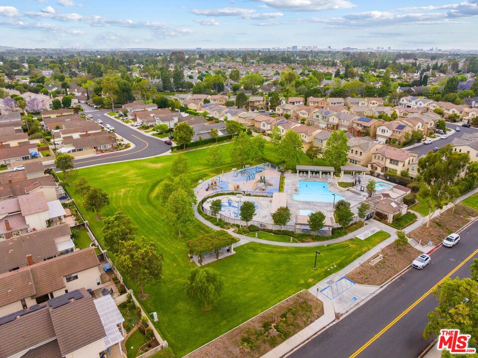 23 Cresthaven Unit: 51