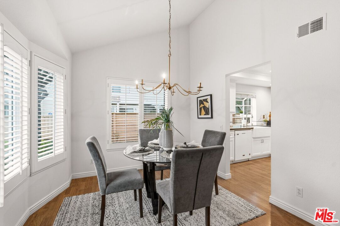 23 Cresthaven Unit: 51